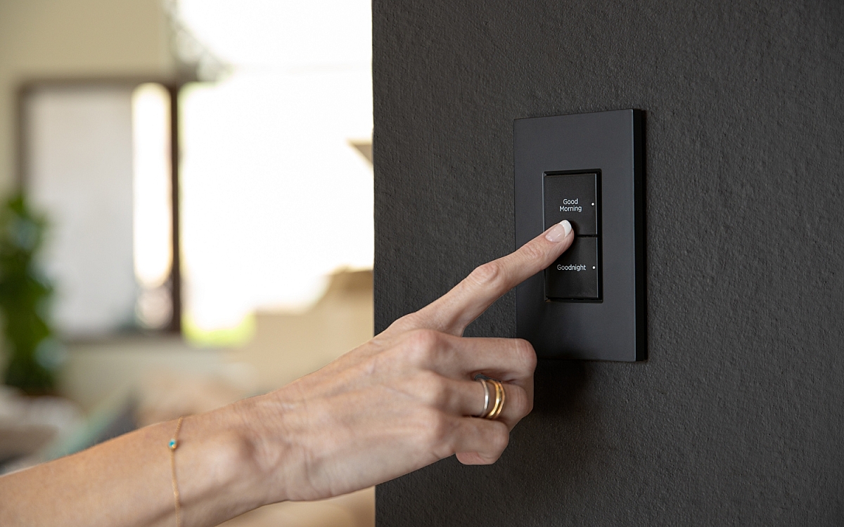 Control4 light switch smart home automation