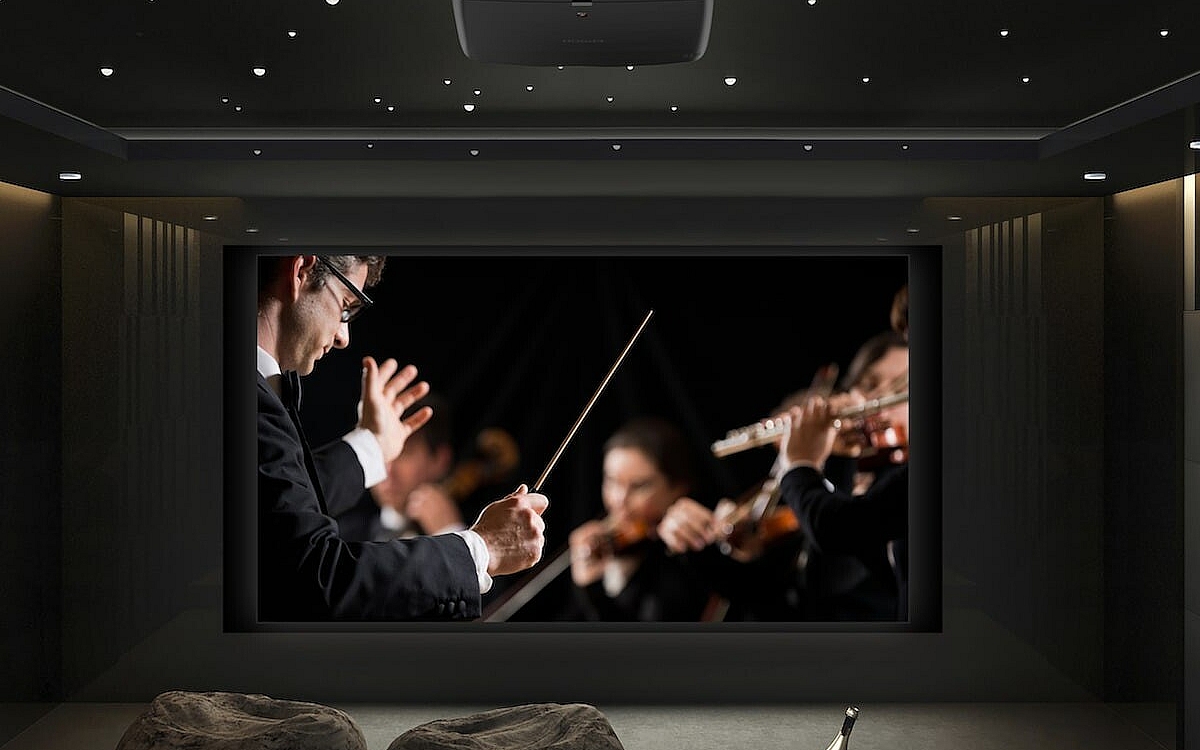 Epson Pro Cinema LS12000 4 K PRO UHD Laser Projector display