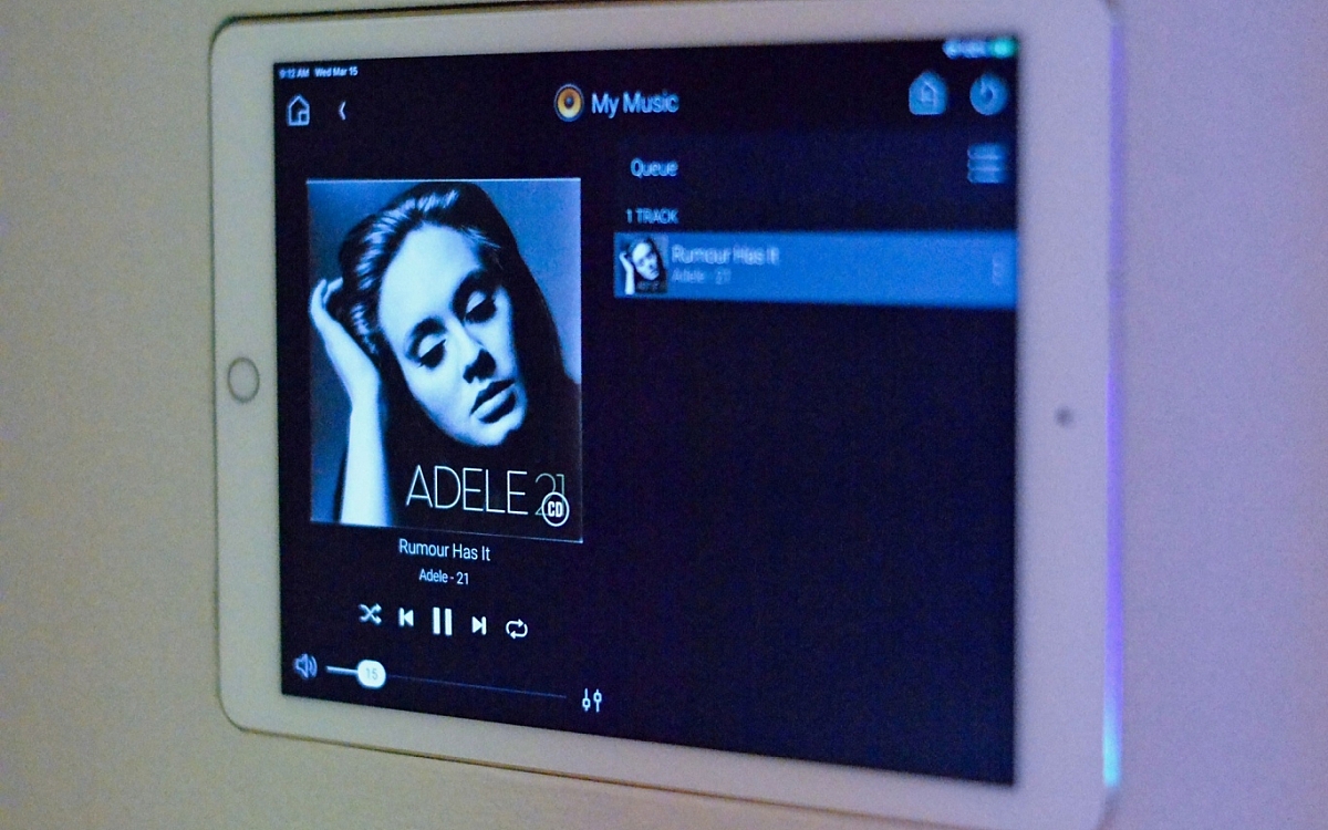 Smart Home Wall Ipad